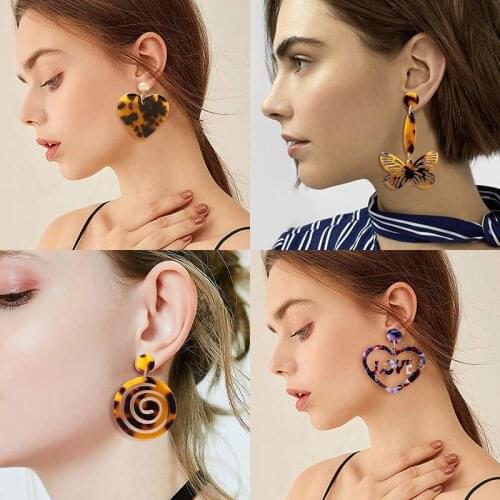 Large Acrylic Drop Earrings For Women Bohemian Leopard Heart Butterfly Dangle Earring 2021 Fashion Brincos Wedding Jewelry