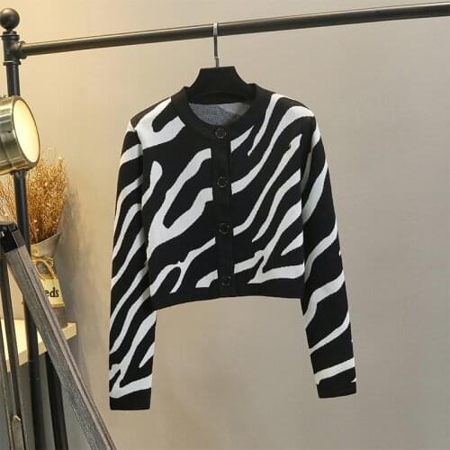 Knitted cardigan womens spring and autumn 2021 new high-waist short coat jacket sweater with zebra stripes
