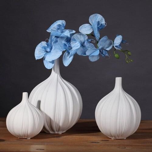 Nordic Creative Decoration Home Art Design Pottery Ceramic Vase Scandinavian Minimalist Style Home Decoration Accessories Modern