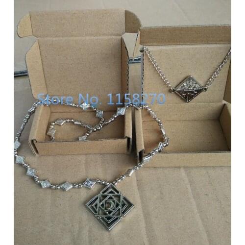 Vampire Knight Kurosu Kuran Yuki Cosplay Necklace with Bracelet