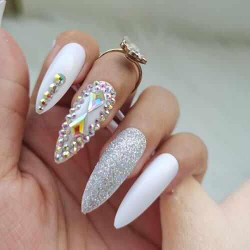24pcs Fashion luxury jewelry design long tip fake nails crystal diamond Art decoration White