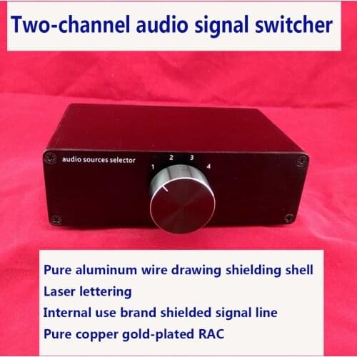 4 (1)IN 1 (4)OUT 4 Way Audio INPUT RCA Signal Cable Splitter Selector Switcher Switch Schalter Source Connector Distributor Box