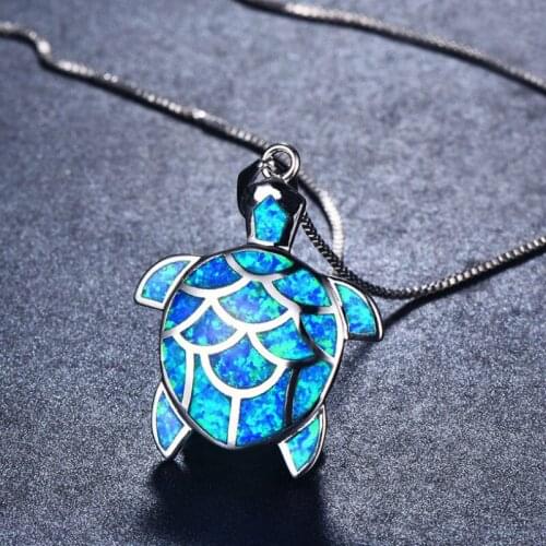 Korean version of the trend of the blue turtle turtle necklace female fashion new temperament jewelry fashion accessories