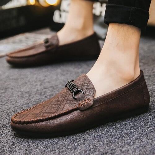 Men Casual Shoes Fashion Men Shoes Genuine Leather Men Loafers Moccasins Slip on Mens Flats Male Driving Shoes 2021 New