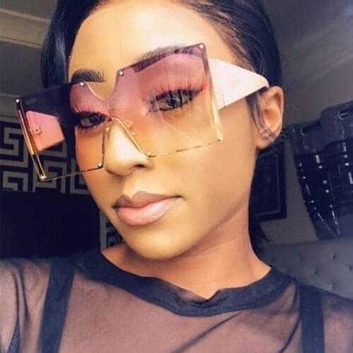 Unisex Luxury Oversized Sunglasses Women Italy Brand Designer Rivet Square Sun Glasses For Female Men Gradient Shield Eyewear