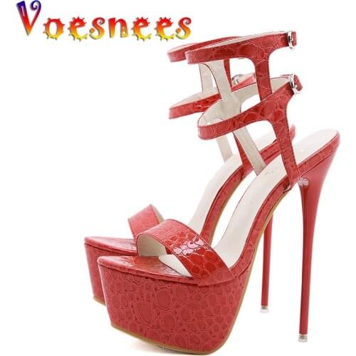 Voesnees 2021 Women Shoes Fish Toe Red Sexy Super High Heels Sandals Model T Station 17CM Catwalk Stone Pattern Stiletto Sandals