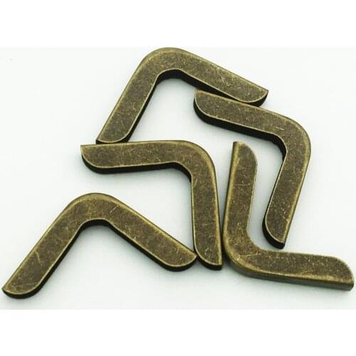 30pcs/Lot 28X28X4mm Retro Smooth Metal DIY Bronze Book Scrapbooking Album Menu Folder Protectors Corner For Photo Album WD0271