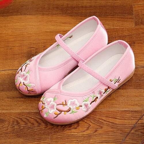USHINE Handmade Vintage Women Ballet Flat Chinese Traditional Flower Embroider Shoes Cotton Fabric Walking Shoes woman girls
