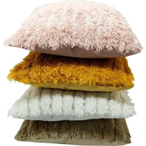 Luxury Series Velvet Throw Pillow Covers Faux Fur Mongolian Style Plush Cushion Case 18 x 18 inches 45 x 45 cm
