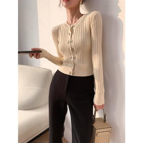 Fashion Stacking Hook Buckle Design Pit Texture Knit Top Intellectual Elegant Good Match Highlighting Graceful Figure Of Women