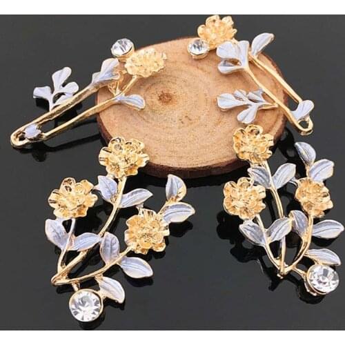 2016New 60Pcs Gold Flower Bouquet Rhinestone Buttons/Buckle Embellishment button DIY Hair accessories HZ72-HZ73