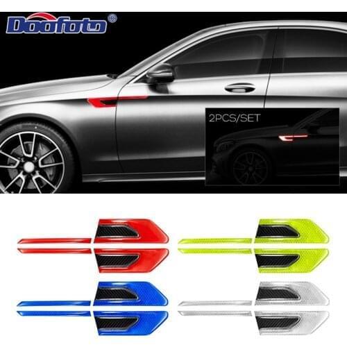 Doofoto 2pcs 3D Car Reflective Sticker Tape Fender Leaf Board Warning Bumper Strip Safety Reflector Decoration Sticker Universal