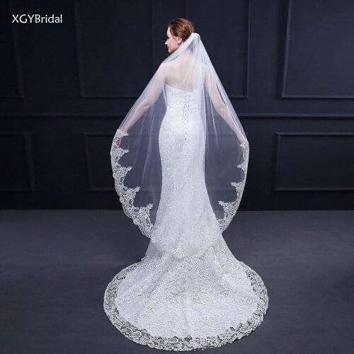 2021 Elegant Applique Edge Wedding Bridal Veils Short Fingertip With Comb Vintage Bridal Veil White Ivory Velos De Novia