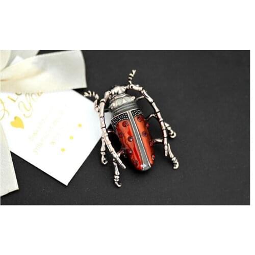 Europe and the United States personalized oil retro brooch exquisite simulation animal brooch men and women personalized clothin