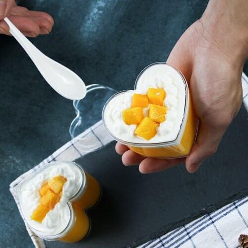 50pcs Heart-shaped transparent creative disposable pudding cup 145ml small ice cream jelly dessert decor plastic cups with lid