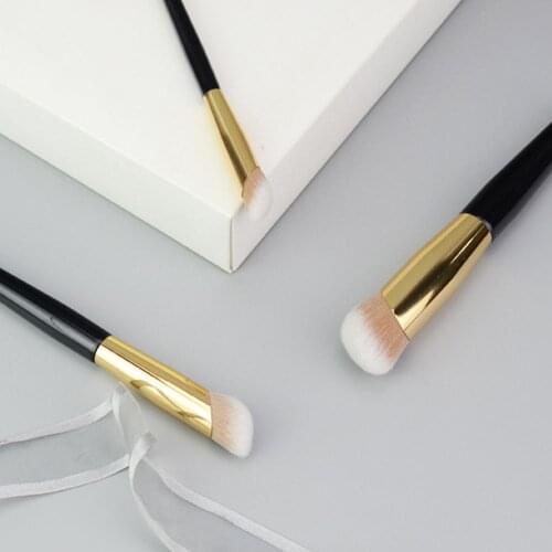 LEKGAVD Powder Brushes