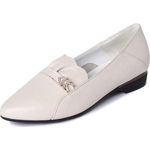 Hot 2020 New Spring Pointed Rhinestone Shoes Women Genuine Leather Shoes Fashion Casual Shoes Comfort Temperament Low-heel Shoes