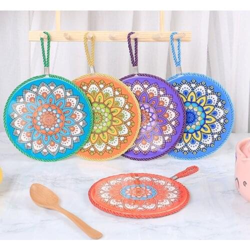 New wash-free insulation mat Amazon Mandala pattern decorative cutlery Round ceramic cup cushion with sling
