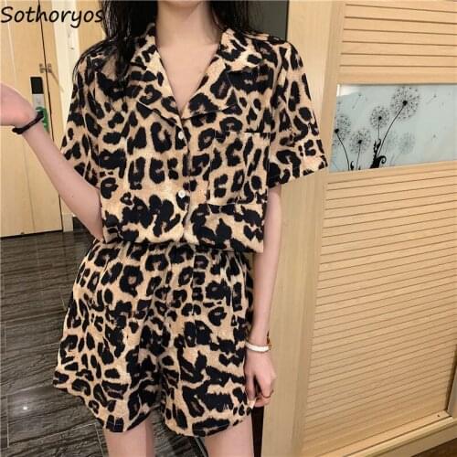 Women Leopard Pajama Sets Loose Short Sleeve Tops Cozy Trendy Shorts Teenagers Home Sleepwear Leisure Breathable Females Lounge