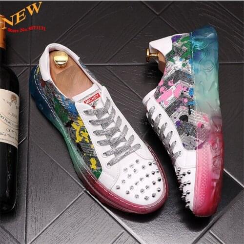 Autumn New Luxury Rivet Men Casual Shoes Flat Skateboard Shoes Sneakers Loafers Zapatos Hombres