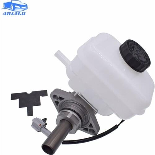 Suitable for 2005-2018 To-yota Sea Lion / Commuter IV / Sea Lion IV 1KD-FTV 2KD-FTV 2TR-FE brake master cylinder 47207-26010