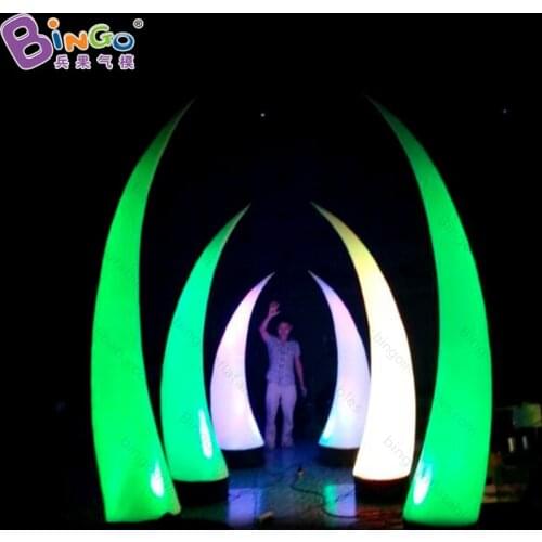 Customized 3 Meters high curved shape inflatable cone color change LED lighting blow up pillar for display light-up toy
