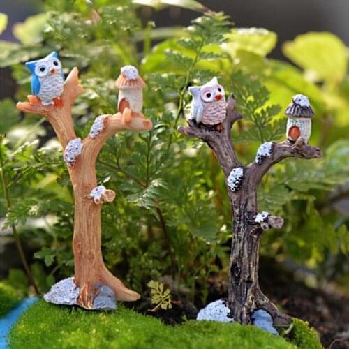 1PCS Mini Tree Branches Resin Owl Fairy Garden House Kit Dolls Christmas Ornament Baby Toys Random Color YH-460496