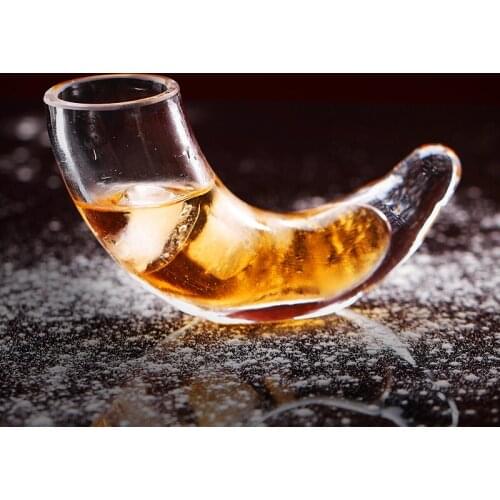 Bar New Creative Idea Ox Horn Rainbow Cocktail Glass Curved Crescent Liquor Spirits Vodka Shot Glasses Small Whiskey Wine Cup