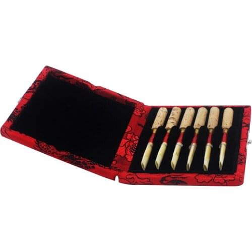 Practical Cloth Oboe Reed Carrying Case Holder, Protects 6pcs Reeds, Red