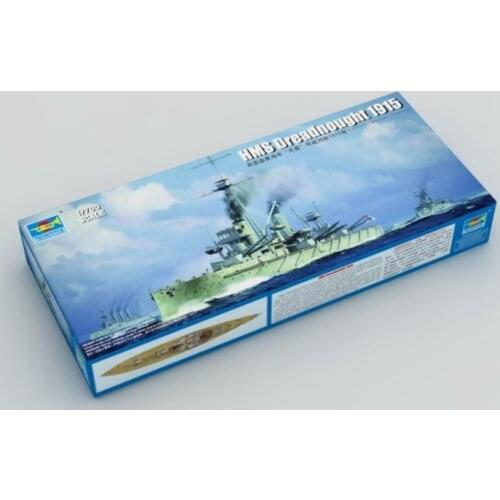 Trumpeter Model Kit - 1915 HMS Dreadnought Ship - 1:700 Scale - 06705 - New