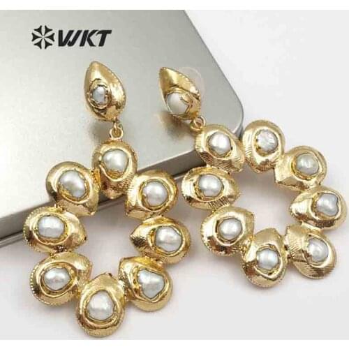 WT-E467 WKT Classic Fashion Golden Flower Ring Pearl Earrings Jewelry