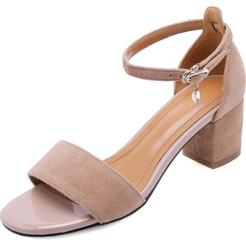 New small pure and fresh and thick with 19 years in summer with the strap leather sandals 33-43