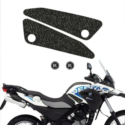 Fuel tank grip motorcycle non-slip sticker Fuel tank side protection decal for BMW 08-16 G650GS 00-07 F650GS KTM 00-07 640 DUKE