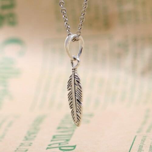 Bewill S925 Silver Feather PendantCreative Dream Catching Feather Necklace Pendant DIY Jewelry Original Beads Charms