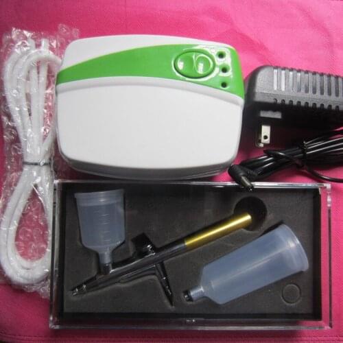 High pressure oxygen spraying water moisture makeup beauty device for skin rejuvenation