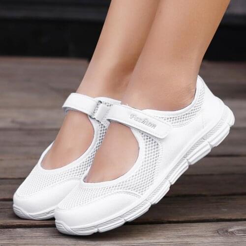 Plus Size Summer Lightweight Lady Ladies Sport Shoes Sneakers Womens Tennis for Running Womens Sports Sneakers White GMB-1616