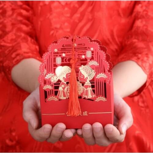 Bride Groom Laser Cut Wedding Candy Box Wedding Gift For Guest Personalized Flower Paper Gift Box With Tassel Party Favour Boxes