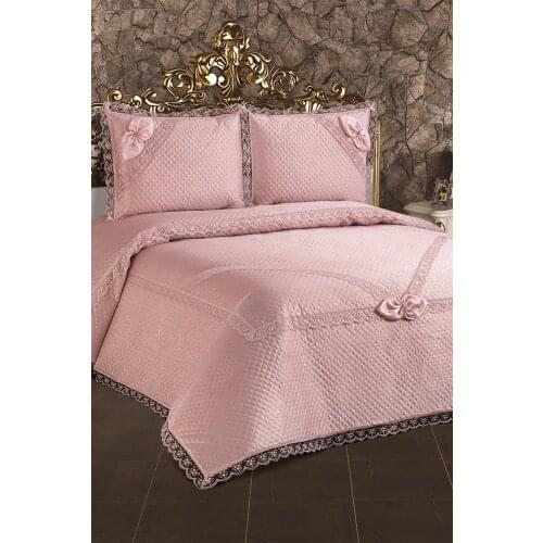 Naime Pike Tackle and Bedspread