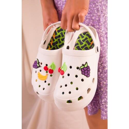Summer Women Clogs Platform Garden Sandals Cartoon Fruit Slippers Slip On For Girl Beach Shoes Fashion Slides Outdoor 2021