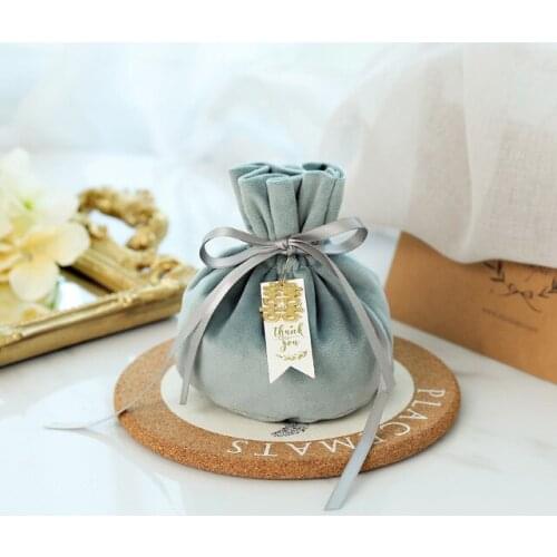 Creative Velvet Wedding Candy Gift Bags With Tags Baby Shower Chocolate Package Bag Jewelry Storage Bag Event Party Supplies