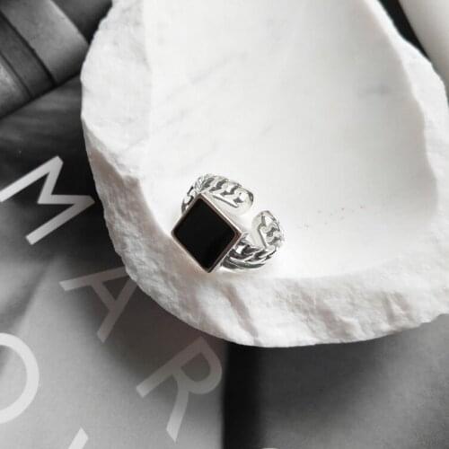 New Fashion Design Black Resin Geometric Square Vintage Silver Color Chain Finger Rings For Women Charms Jewelry Gift