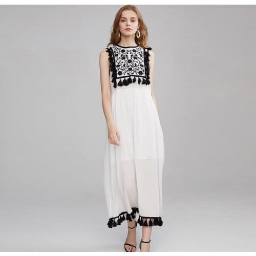 Summer new Bohemian holiday sleeveless beach dress folk style retro womens dress tassel embroidered long dress