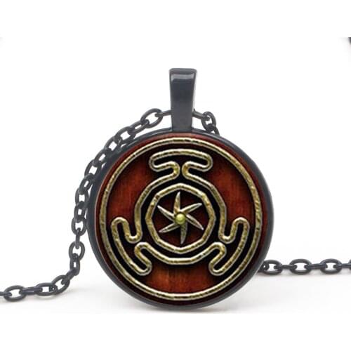 Retro Hecate Symbol Pendant Necklace Glass Round Pendant Jewelry Fashion Gothic Wind Mens Womens Accessories Charm Chain Choker