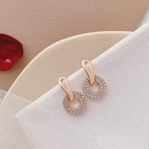 Simple Temperament Full Circle Stud Earrings Advanced Sense Korean Fashion Exquisite Rhinestone Trend Earrings Womens Jewelry
