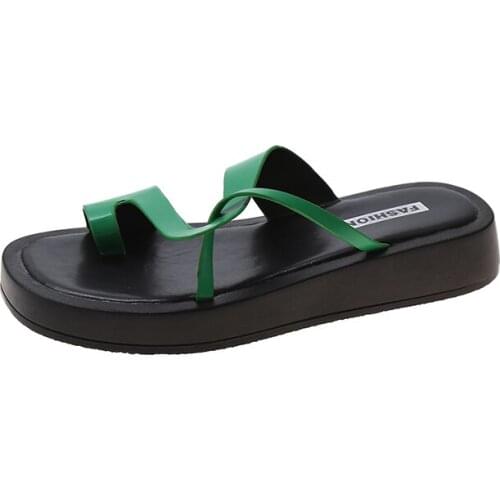 Platform Flip Flops Woman Round Toe Slip On Black Beach Slippers Women 2021 New Fashion Green Summer Flat Roman Shoes Female
