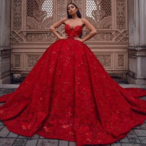 Dubai Gorgeous Red Floral Lace Bridal Dresses 2021 Appliques Beaded Puffy Ball Gowns Crystal Luxury Prom Gowns Lace Up