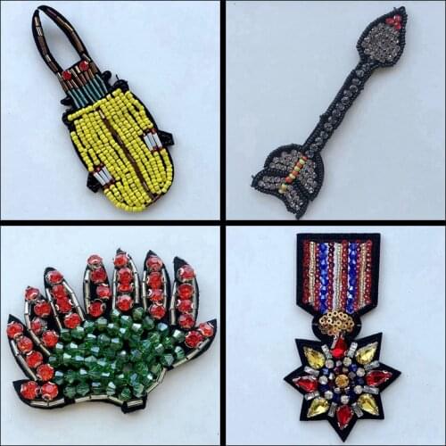 1 PCS Beetle Sequins Rhinestones Bead Brooch Patches Applique Sew on Beading Applique Clothes Shoes Bags Patch DIY Decoration