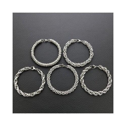 Fashion hand-woven vintage coarse corn twist twist titanium steel men and women bracelet keel chain snake bone chain
