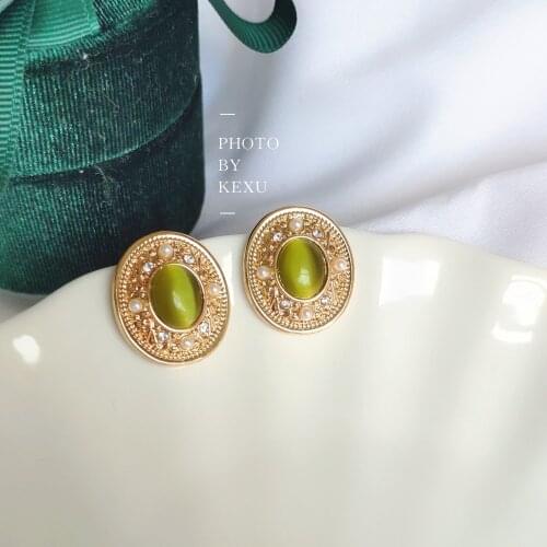 New French Retro Palace Style Pearl Geometric Oval Fashion Green Opal S925 Earrings Green Earrings Female Trend
