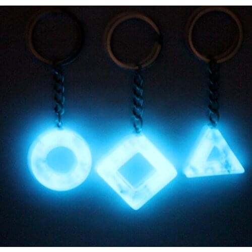 Vestone Luminous Glow Key Chain Keychain Sweater Pendant Ethnic Travel Jewelry Solidified Resin Handbag Pendant car key pendant